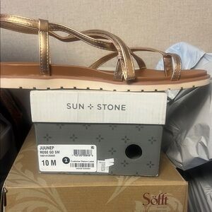 Sun + Stone Women's Gold Sandals